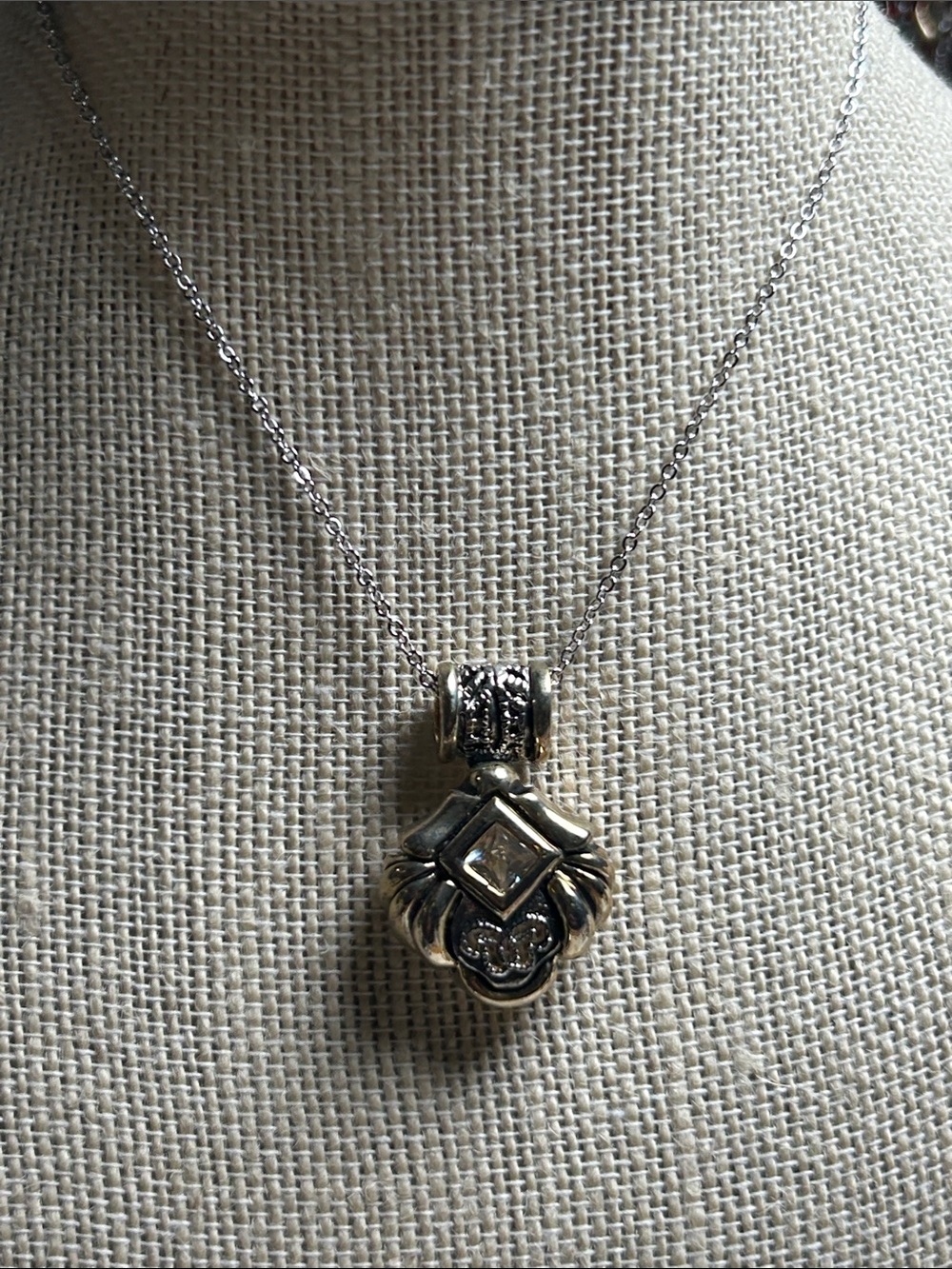 Sterling Silver Ornate Pendant Necklace - Silver